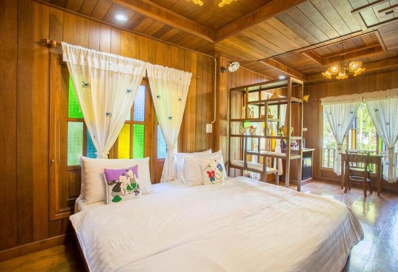 غرفة قياسية مزوَّدة بشُرفة, Suksatan Lamphun