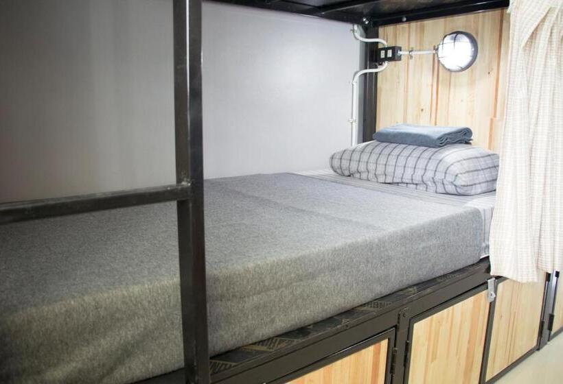 Кровать в Общей Комнате, @the Pier 519 Hostel