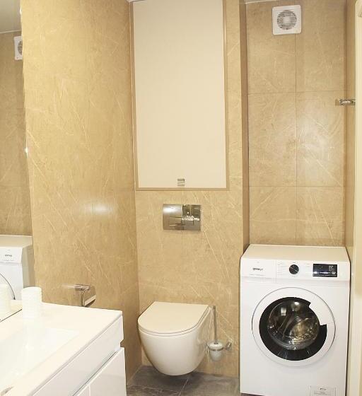 استودیوی استاندارد, Prestige Apartments Berezinka