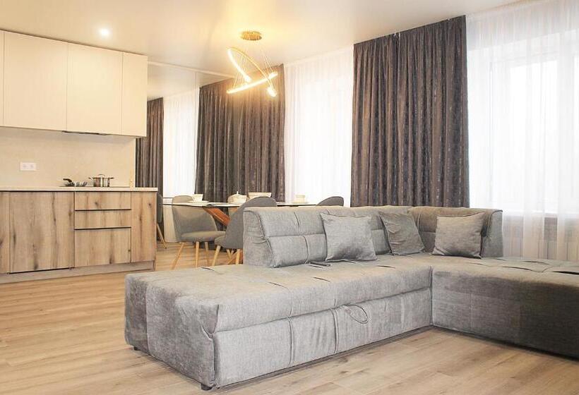 آپارتمان 2 خوابه, Prestige Apartments Berezinka