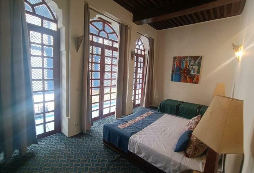 اتاق استاندارد, Chez Youssef