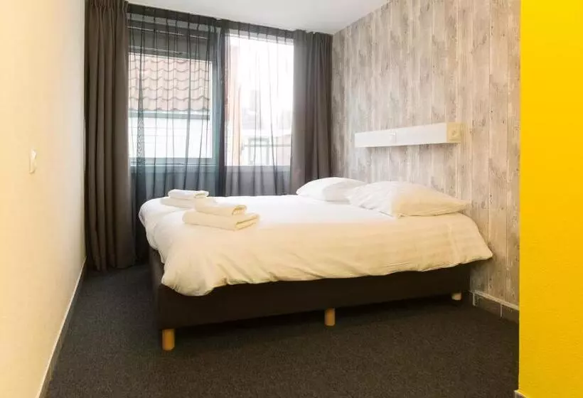 Basic-huone, Beach Hotel Katwijk
