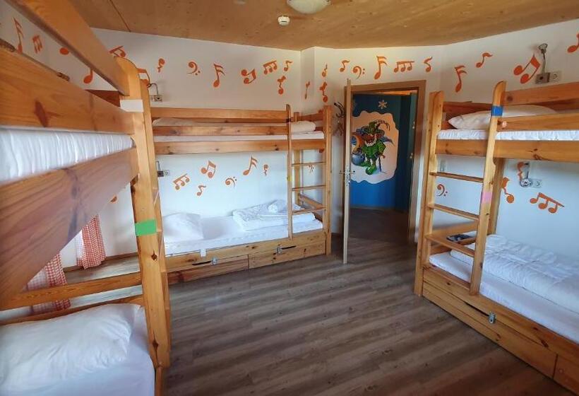 Номер Комфорт, Alpking Hostel