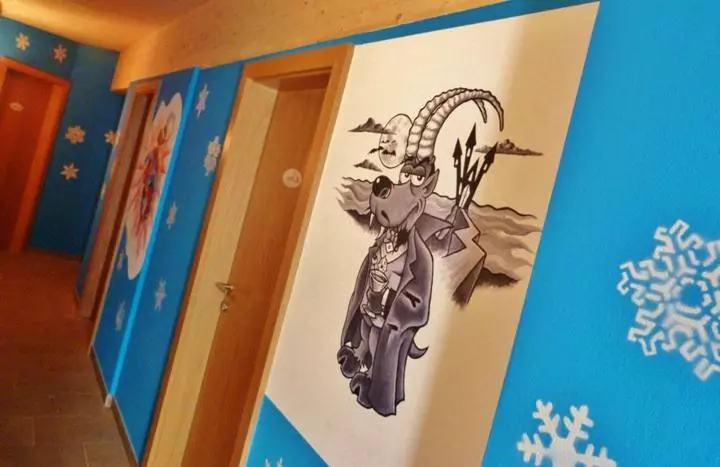 バス共有のスタンダードルーム, Alpking Hostel