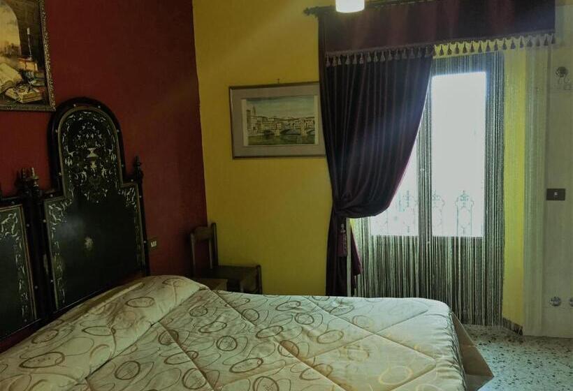 اتاق استاندارد با سرویس بهداشتی مشترک, Aline