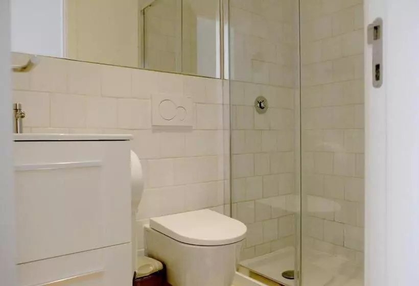 Quarto standard, Lisbon Poets Inn