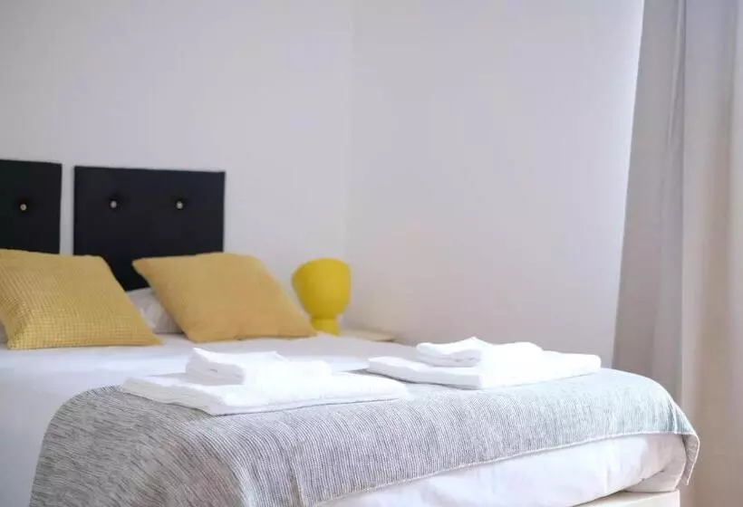 Quarto standard, Lisbon Poets Inn