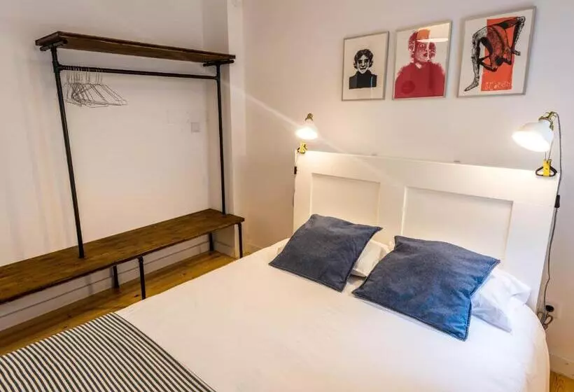 Quarto standard, Lisbon Poets Inn