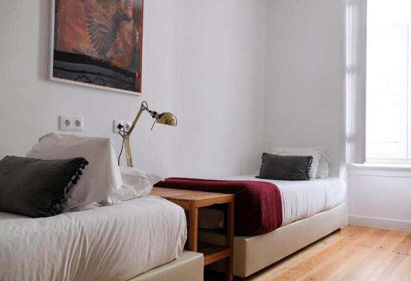 Quarto Triplo Comfort, Lisbon Poets Inn
