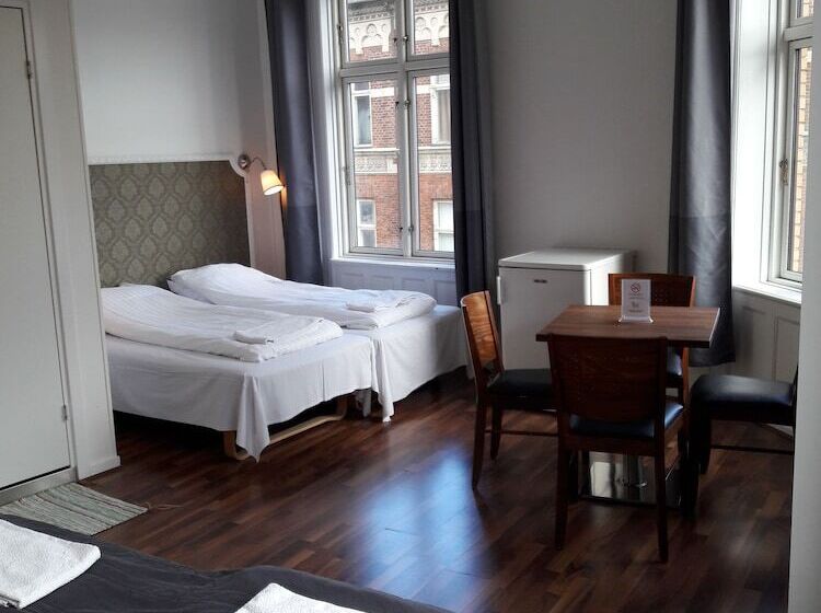 デラックスファミリールーム, Loeven