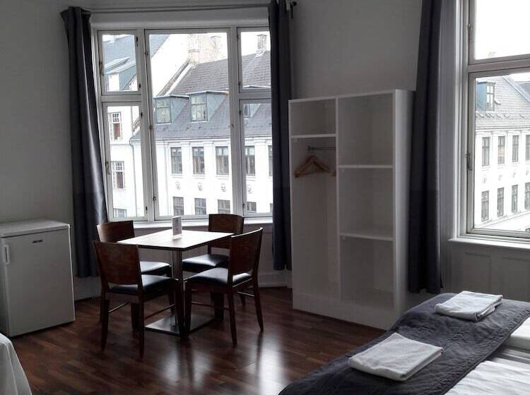 デラックスファミリールーム, Loeven