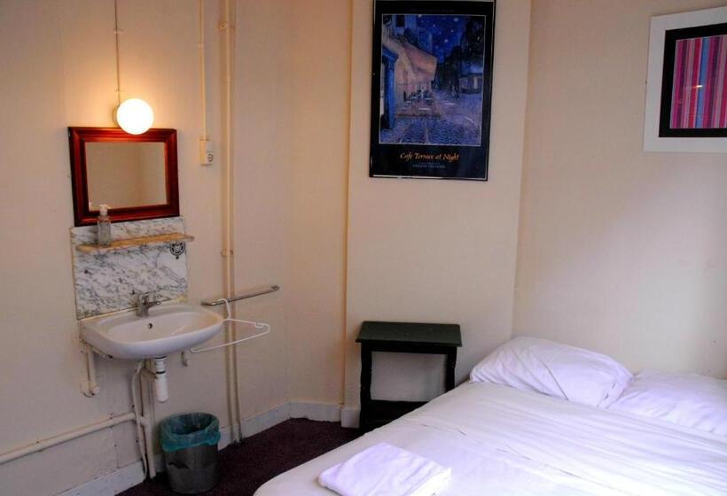 اتاق استاندارد با سرویس بهداشتی مشترک, Tamara