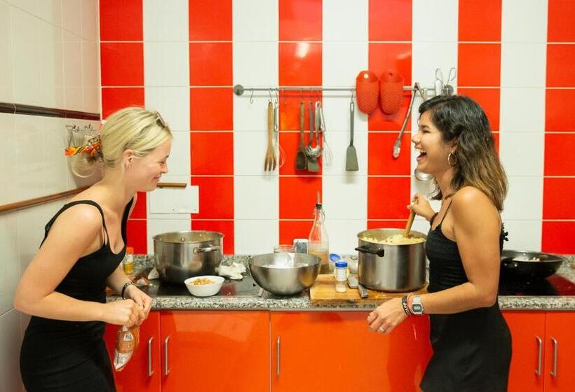 공동 객실, Onefam Centro