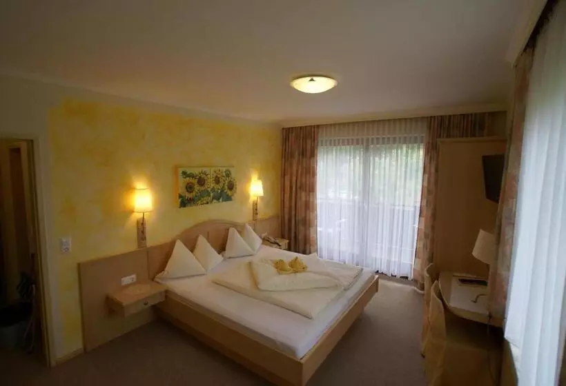 バルコニー付きスタンダードルーム, Gasthof Hotel Zur Post