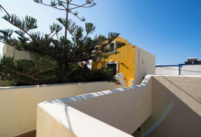 إستوديو قياسى, Phevos Villa