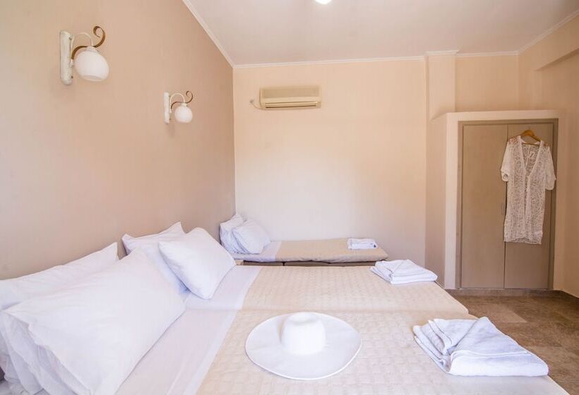 شقة غرفة واحدة, Phevos Villa