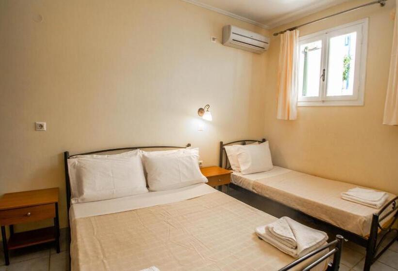 غرفة إقتصادية رباعية, Phevos Villa