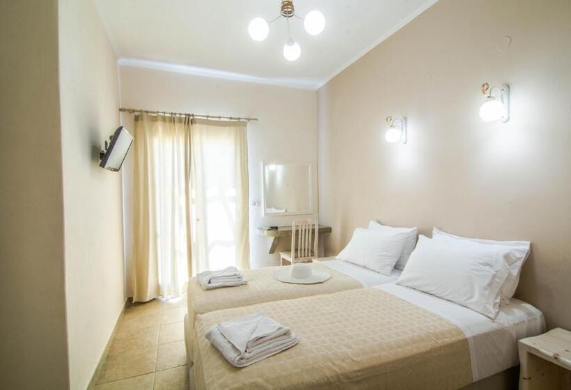 شقة غرفة واحدة, Phevos Villa