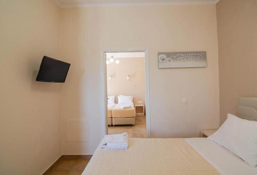 شقة غرفة واحدة, Phevos Villa