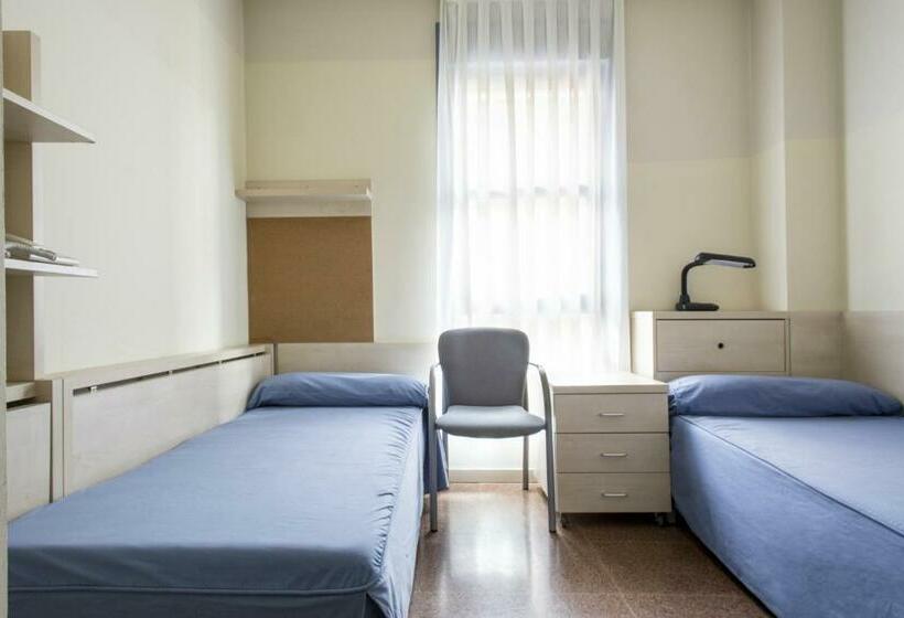 غرفة أساسية, Residencia Universitaria Blas De Otero