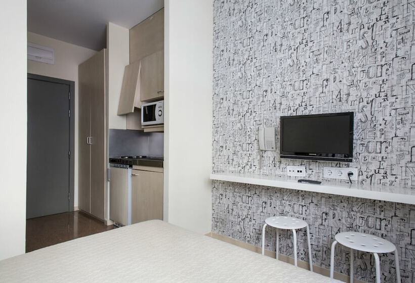 エクゼクティブワンルーム, Residencia Universitaria Blas De Otero