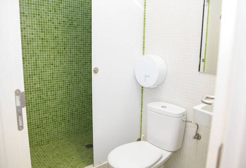 تختخواب در اتاق مشترک, Sant Jordi Hostels Sagrada Familia