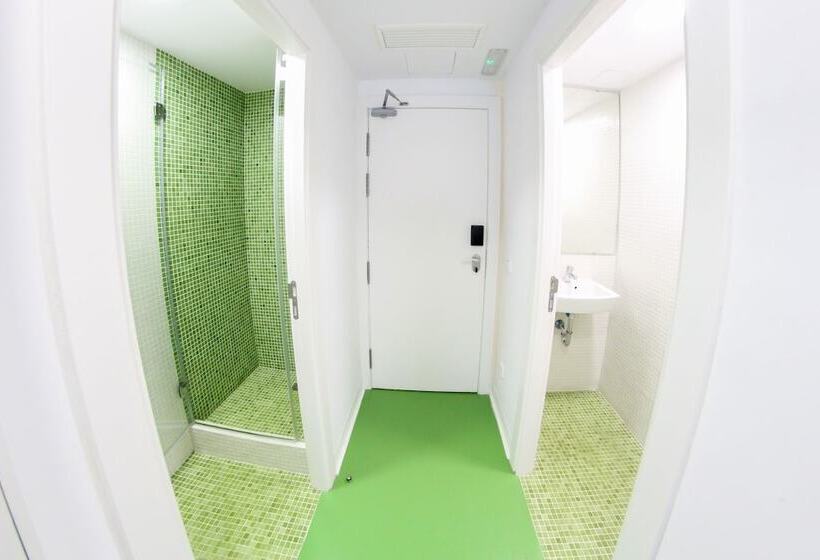 تختخواب در اتاق مشترک, Sant Jordi Hostels Sagrada Familia