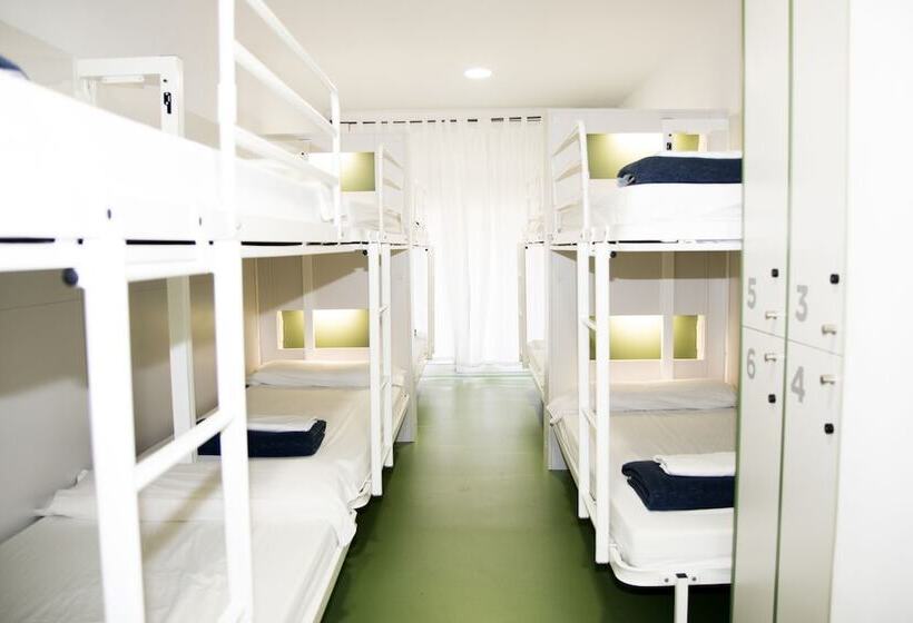 تختخواب در اتاق مشترک, Sant Jordi Hostels Sagrada Familia