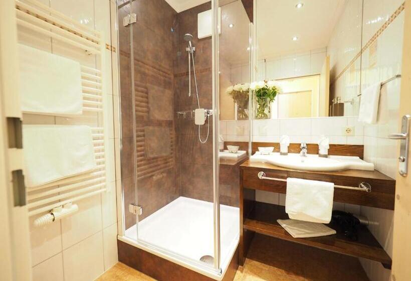 Comfort room with balcony, Das Zellersee