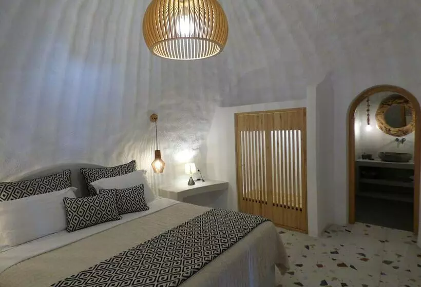 ویلا دلوکس 2 خوابه, Villa Lukas
