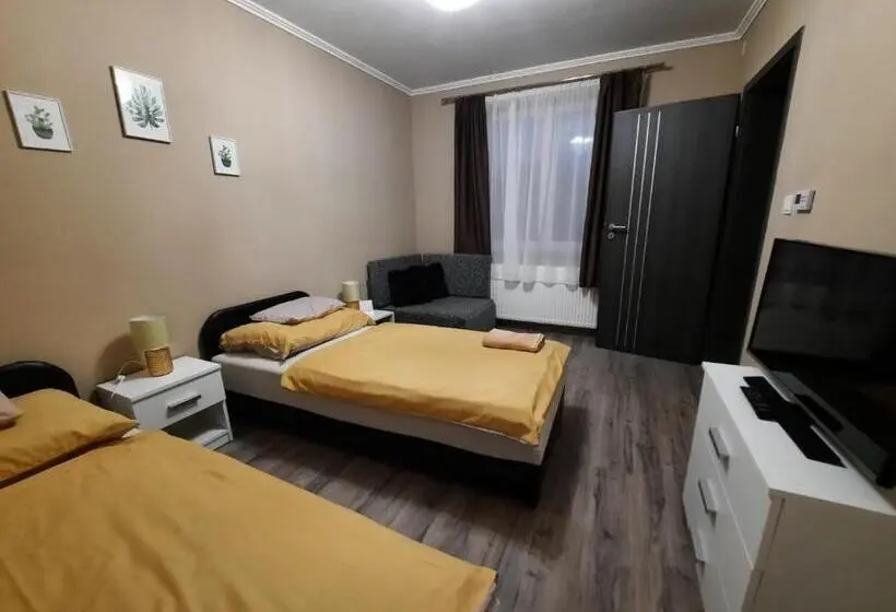 سوییت, Borostyán Panzió