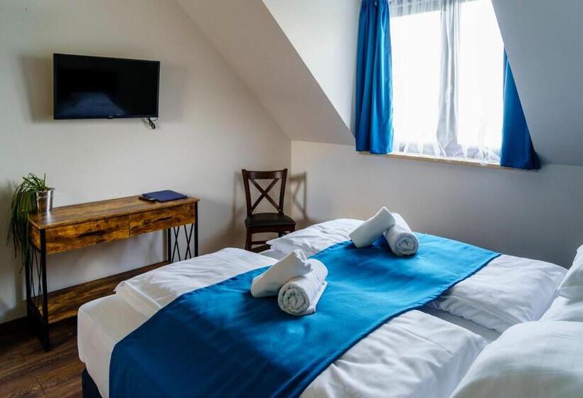 スーペリアールーム, Dominium Pincészet és Panzió