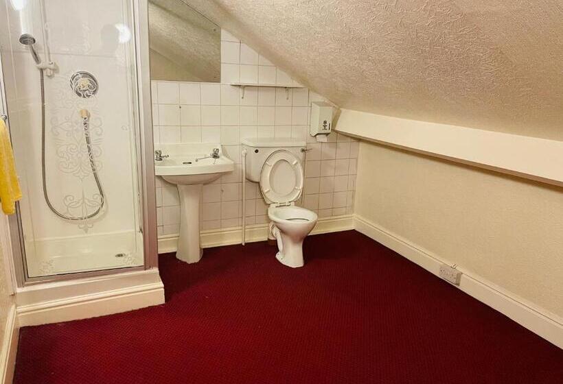 Номер Стандарт Индивидуальный, The Roadhouse