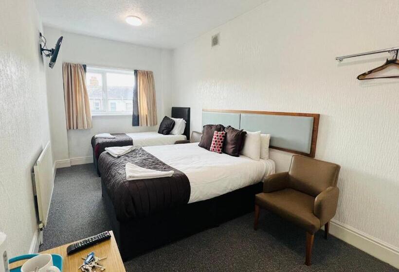 Номер Стандарт Трехместный, The Roadhouse