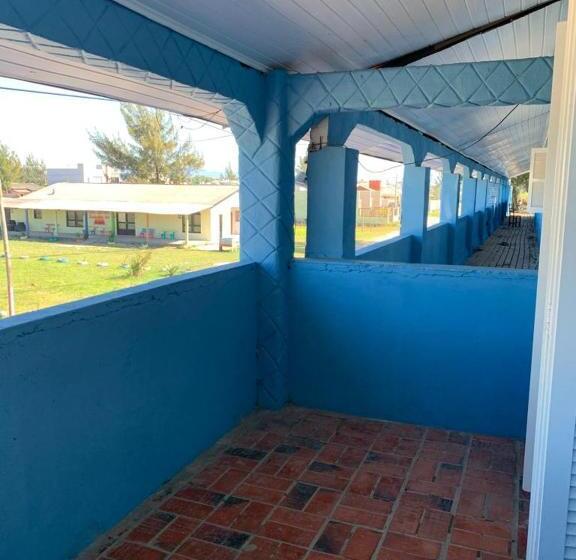 带阳台的豪华间, Pousada Portal Da Praia