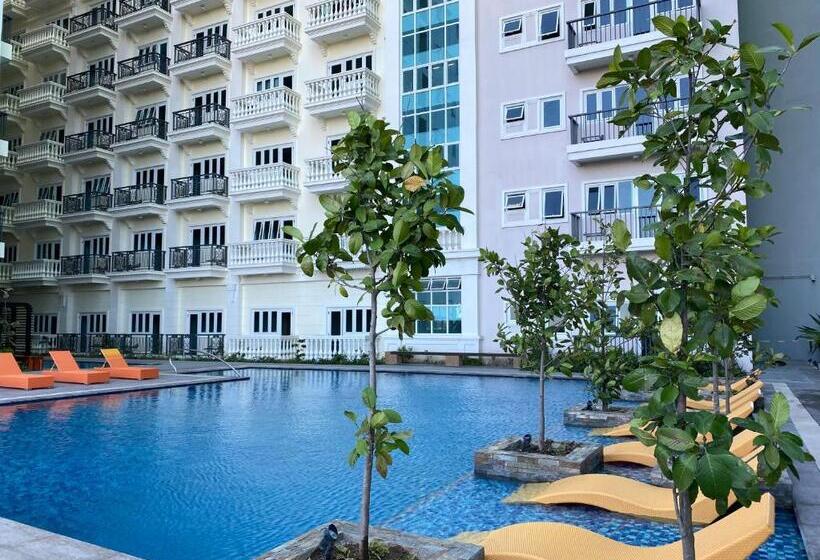 1 Bedroom Penthouse Apartment, 2 Br Corner Executive Suite At Lafayette Park Square Megaworld Blvd Unit 5h