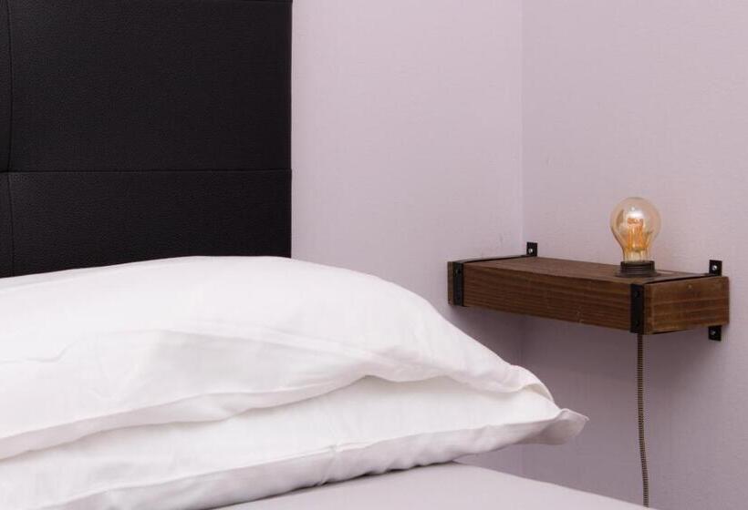 Standard room with outdoor bath, Homescape Frascati