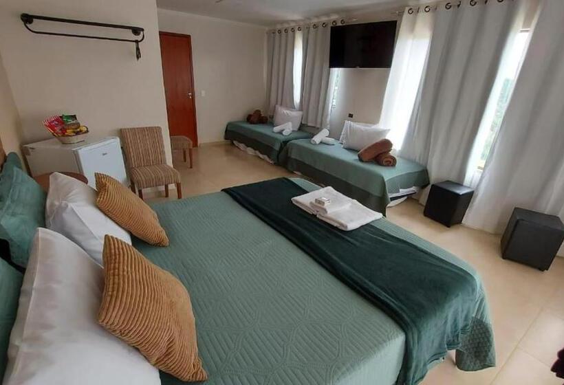 标准房带园景, Recanto Dos Ipês Pousada