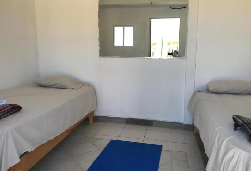 バス共有のスタンダードルーム, Susu’z Village Hostel And Rooms