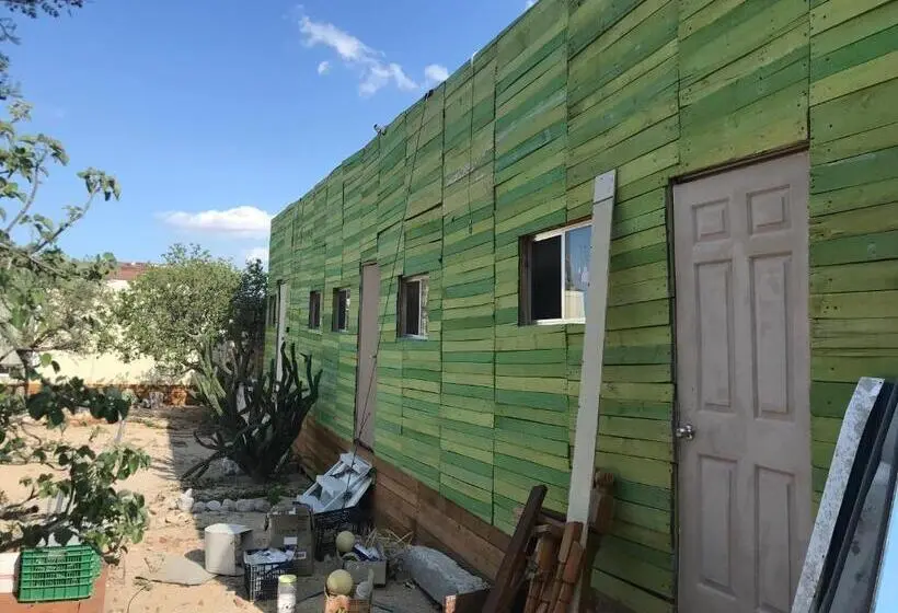 ルームシェアのワンベッド, Susu’z Village Hostel And Rooms