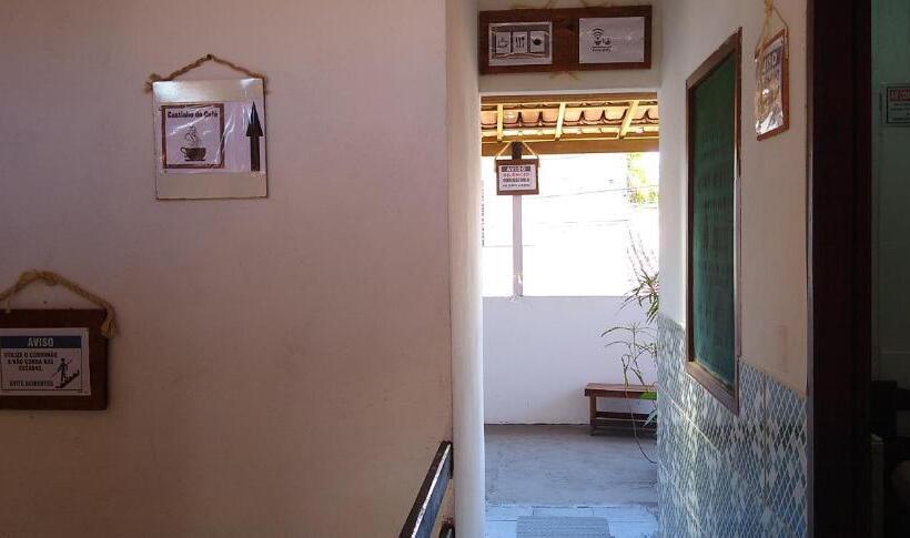 اتاق اکونومی, Shark Tubarao Suites Central Area