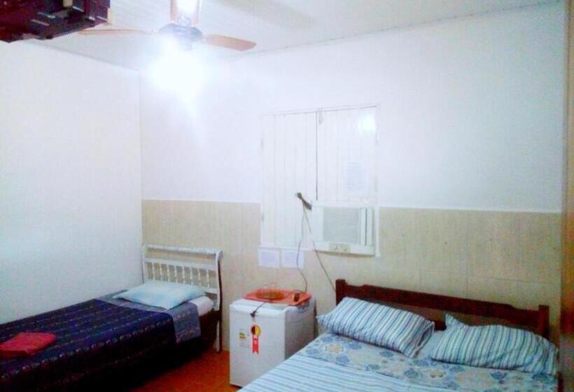 سوییت خانوادگی, Shark Tubarao Suites Central Area