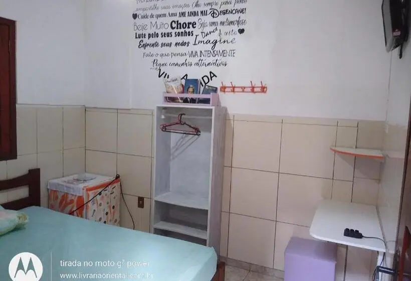エコノミールーム, Shark Tubarao Suites Central Area
