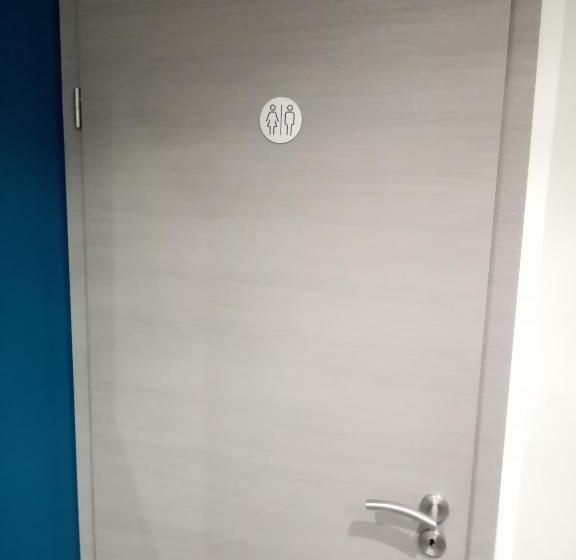 غرفة قياسية, Un Air De Campagne