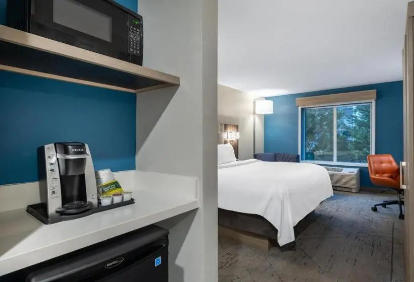 キングサイズベッドのスタンダードルーム, Holiday Inn Express Gaffney, An Ihg