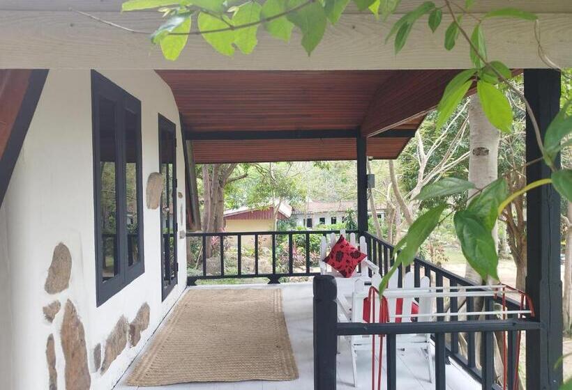 Бунгало Стандарт Вид на Сад, Red Pearl Beach Resort