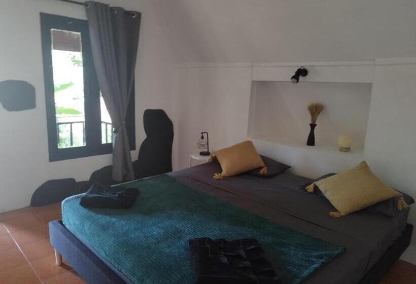 ガーデンビューのスタンダードバンガロー, Red Pearl Beach Resort