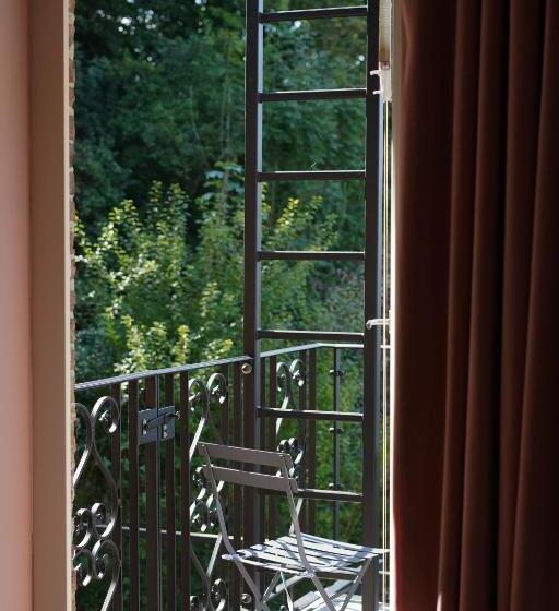 غرفة ديلوكس سرير كينج, Les Terrasses Des Falizes B&b