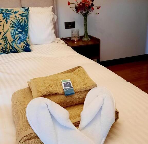 キングサイズベッドのスタンダードルーム, Longstone Bed And Breakfast