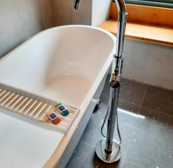 キングサイズベッドのスタンダードルーム, Longstone Bed And Breakfast